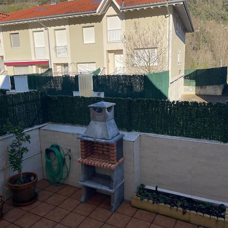 Casa En La Montana Con Piscina De Temporada Villa Arredondo Kültér fotó