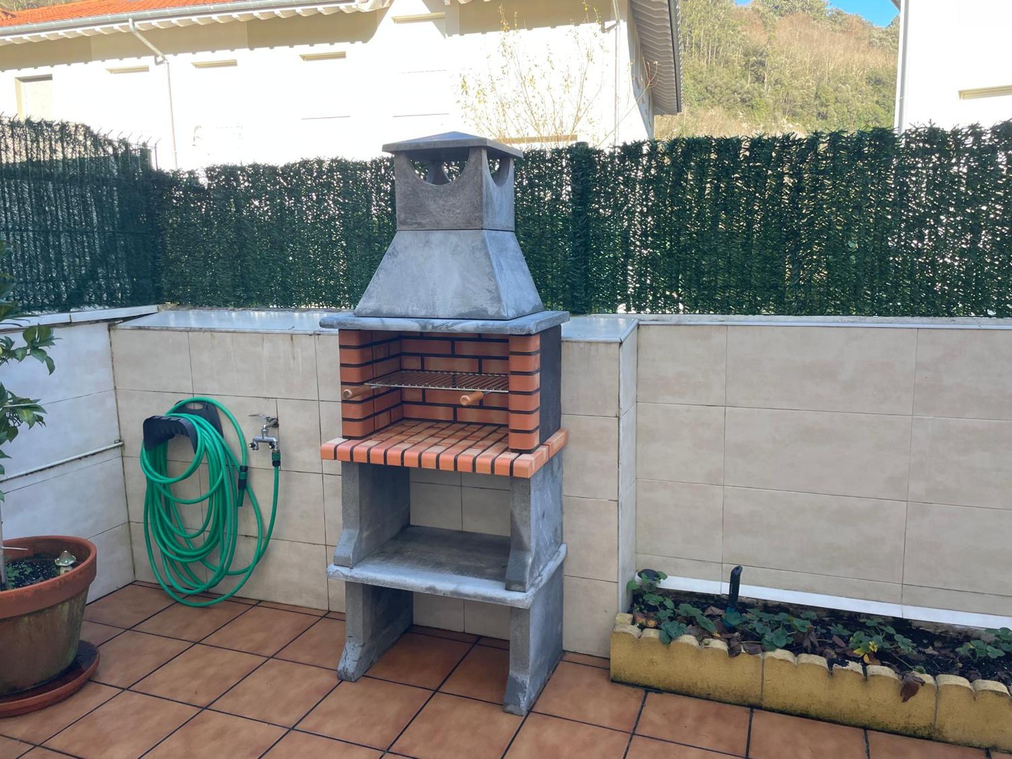 Casa En La Montana Con Piscina De Temporada Villa Arredondo Kültér fotó